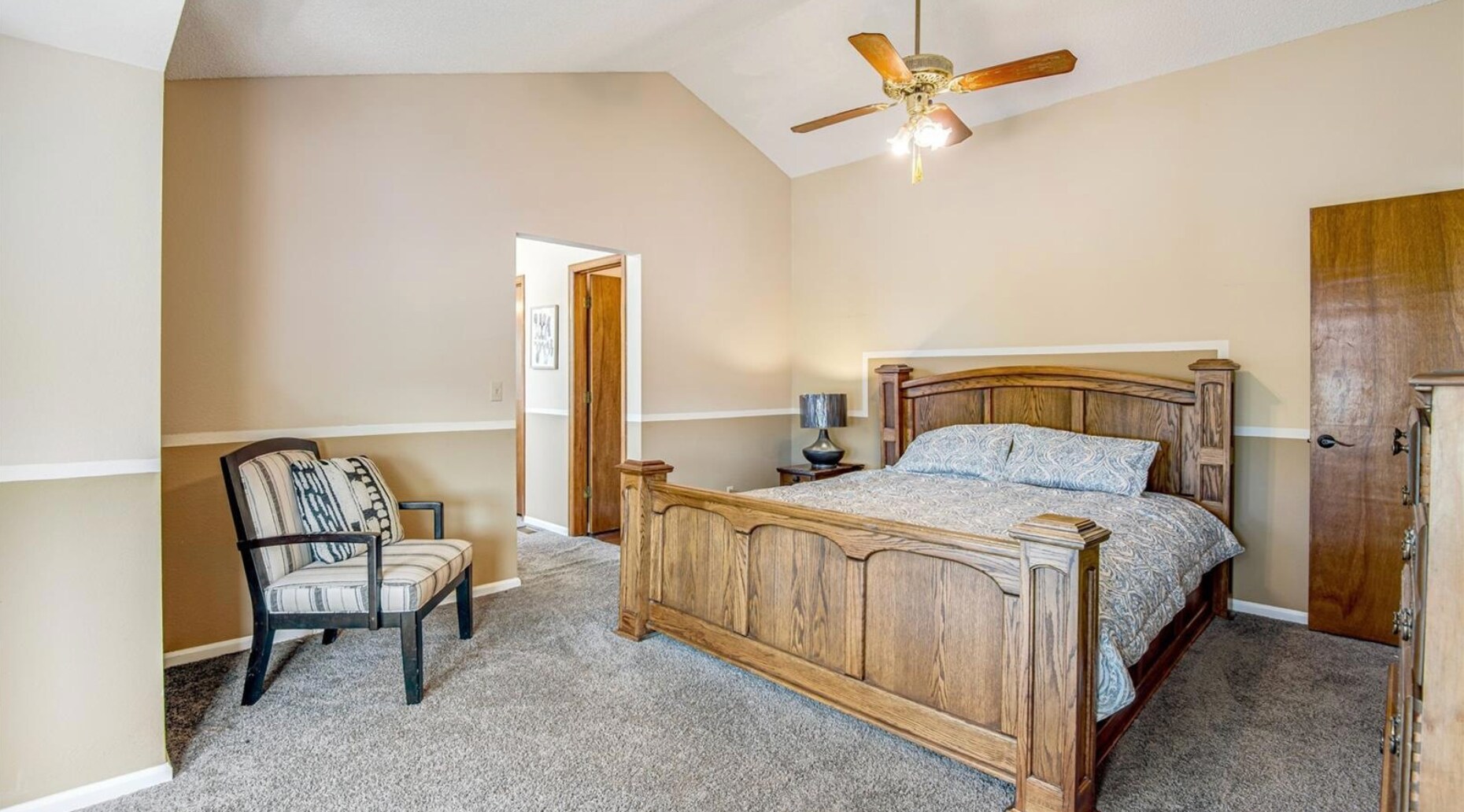 Building Photo - 8261 W Portland Ave