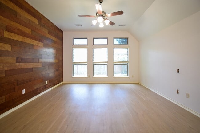 Building Photo - 1511 Eden Meadows Dr