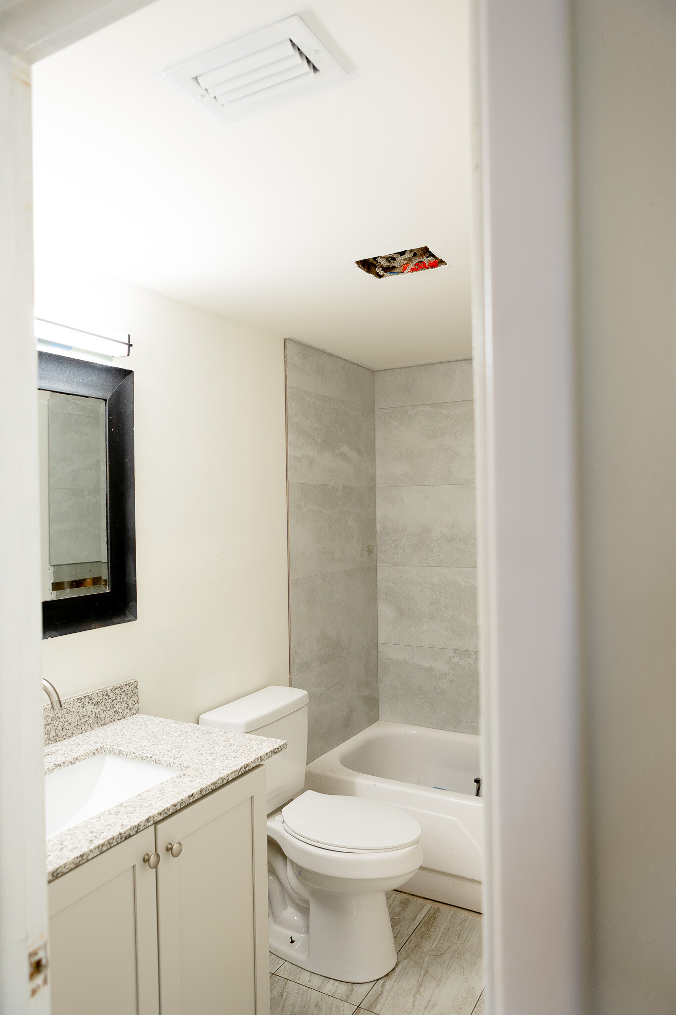 Building Photo - 3460 32nd Ave N