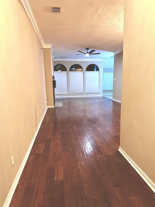 Building Photo - 1211 Cambrian Park Ct