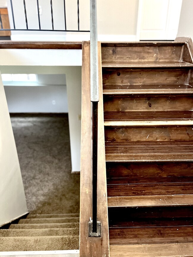 Building Photo - 6390 Firethorn Ave