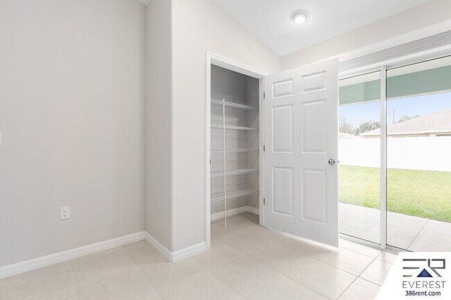 Building Photo - 34 Rosepetal Ln