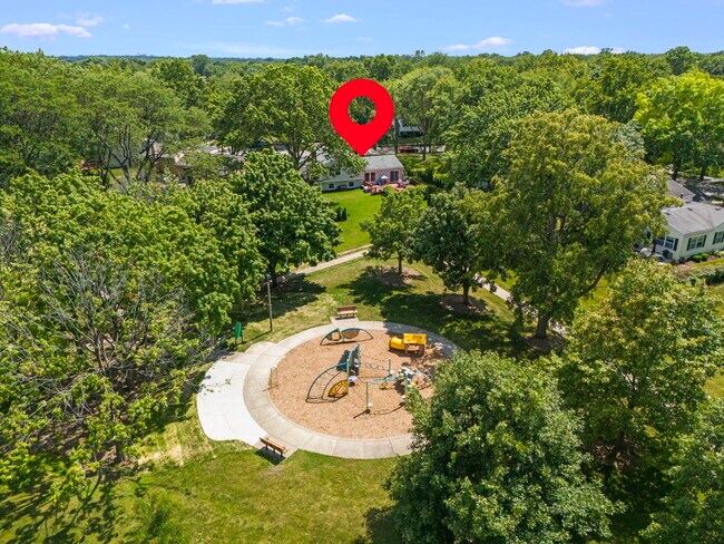 Building Photo - 215 Longridge Ct