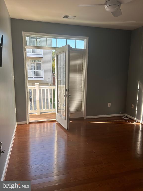 Building Photo - 910 Hall Station Dr