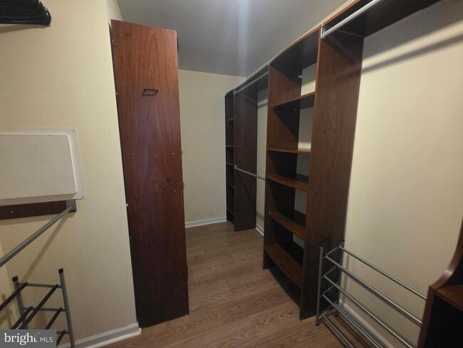 Building Photo - 138 Persimmon St