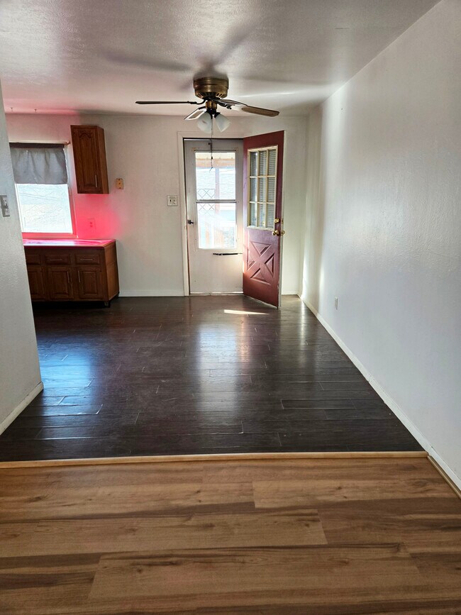 Building Photo - Fitz