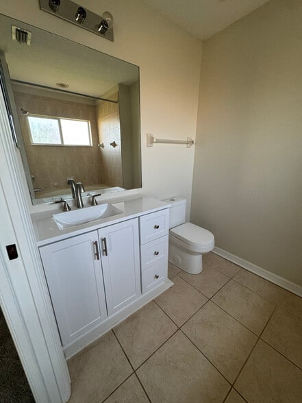 Building Photo - 11522 84th St Cir E