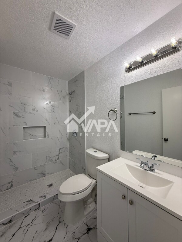 Building Photo - 4455 Sherwood Way