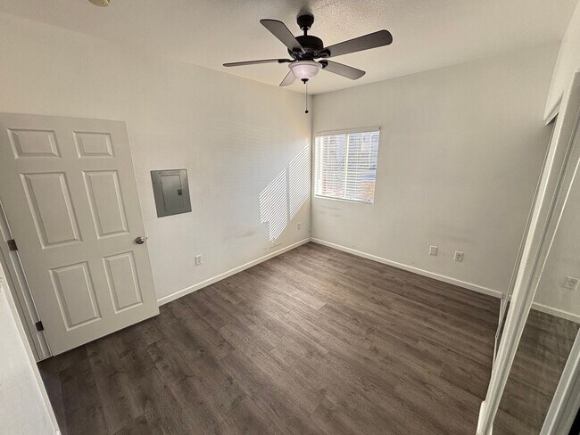 Building Photo - 4655 Gold Dust Ave