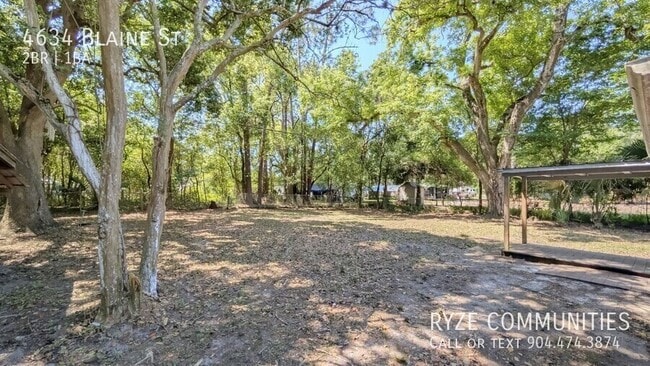 Building Photo - 4634 Blaine St