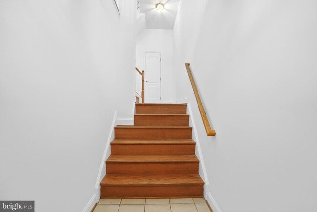 Building Photo - 12033 Treeline Way