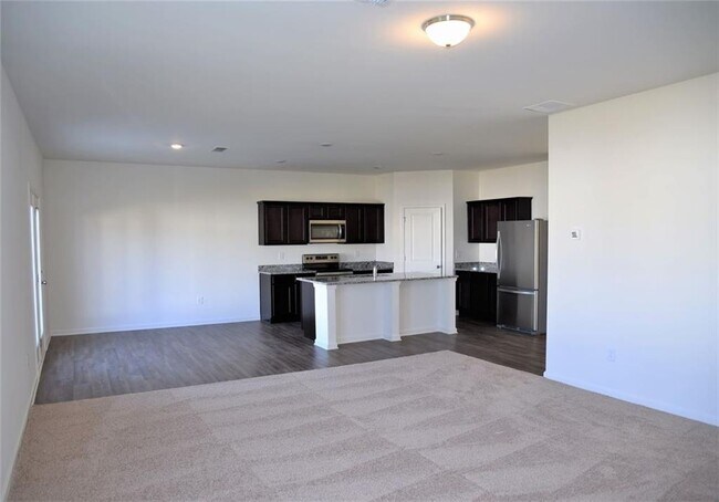 Building Photo - 4374 Kendrick Cir
