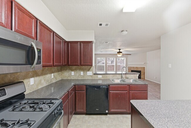 Building Photo - 4910 Conifer Ridge Way