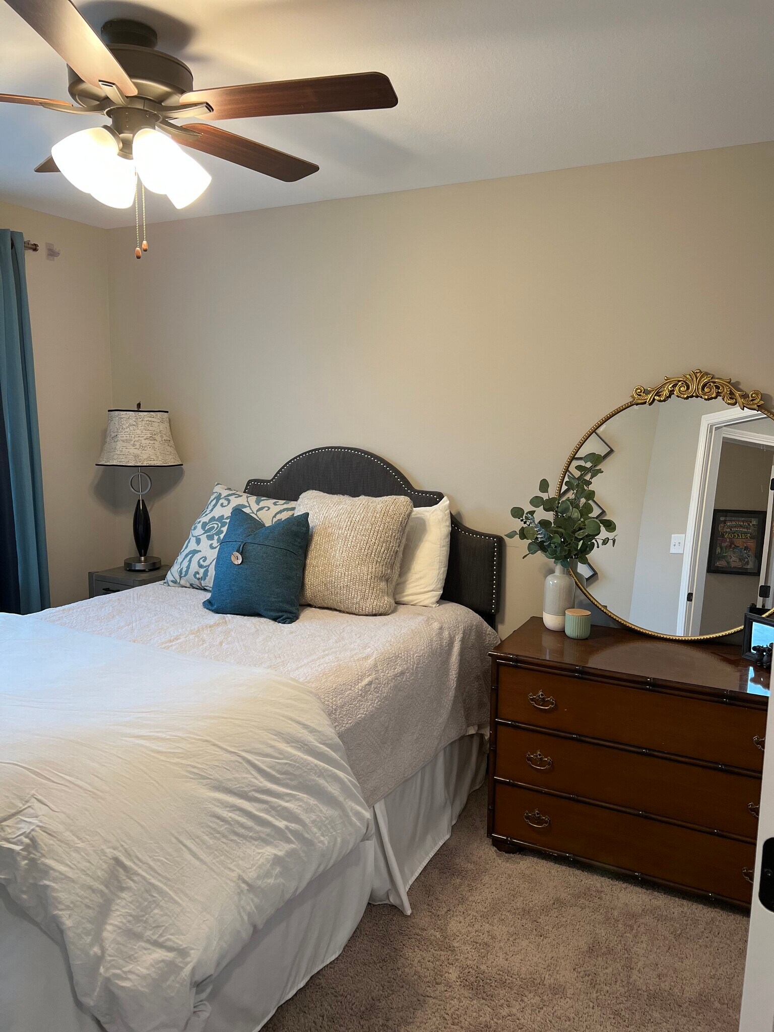 guest bedrooms are separated from master bedroom - 2053 Jackie Lorraine Dr