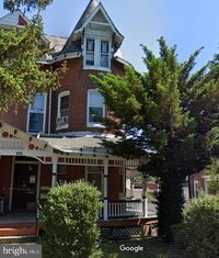 Building Photo - 833 W Marshall St