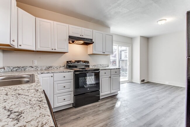 Building Photo - 2 bedroom home in Garfield for Rent!