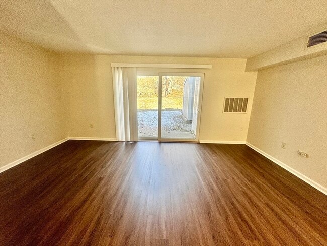 Building Photo - 13 Beal's Cove Rd