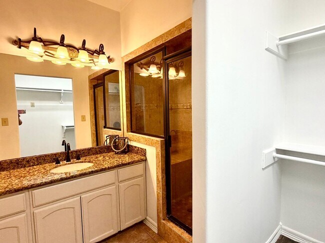 Building Photo - 8216 Casa Verde Rd