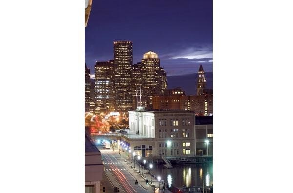 Building Photo - 1 Park Ln