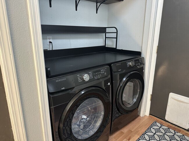 Building Photo - Beautiful Spanaway Home in Quiet Neighborhood