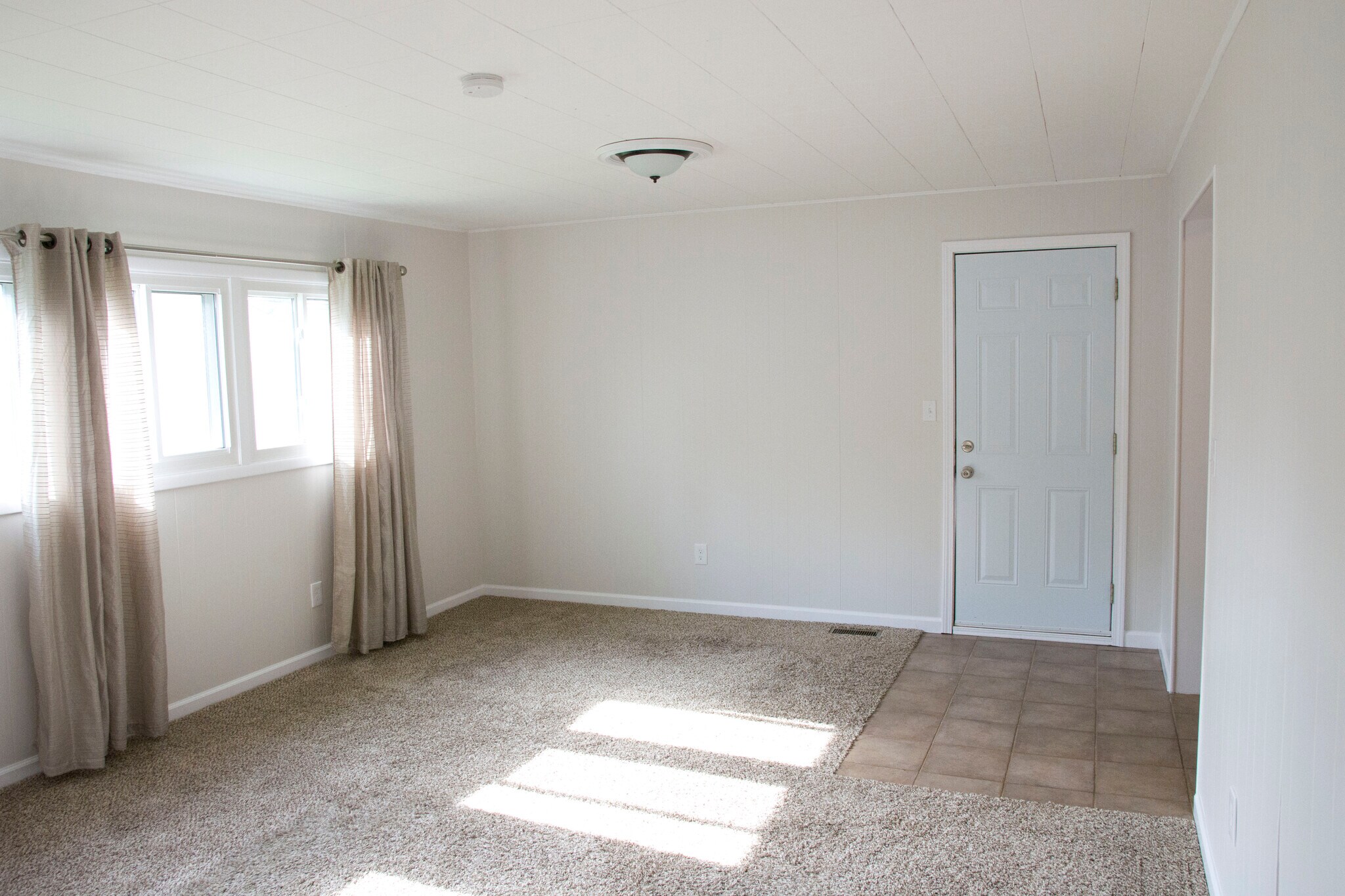 Building Photo - 1242 Genesee Ave