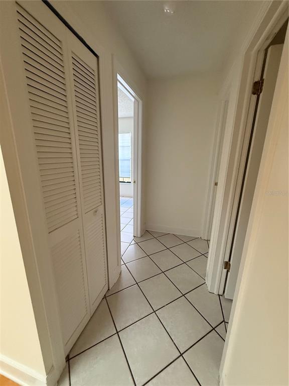 Building Photo - 410 Poplar Ct