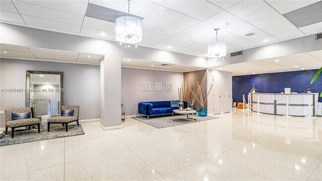 Building Photo - 1250 West Ave