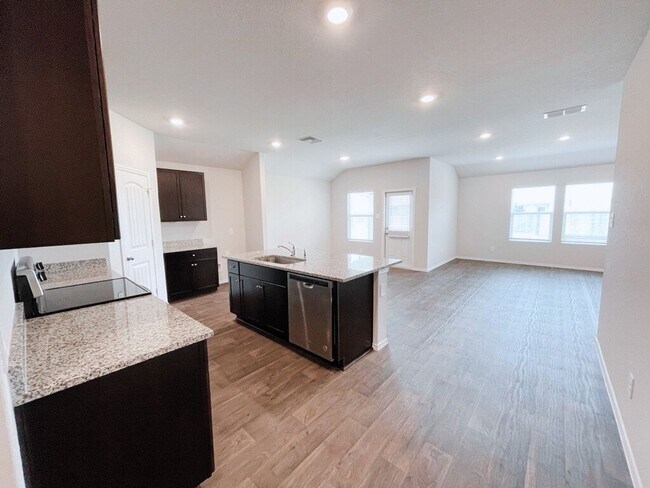 Building Photo - 912 Cinnamon Teal