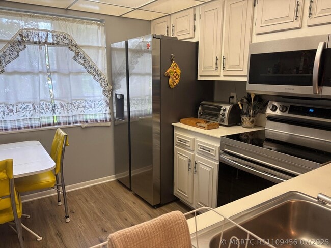 Building Photo - 2606 Nassau Bend
