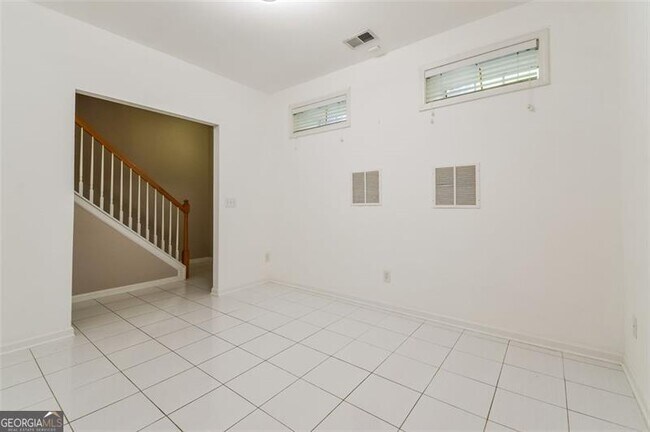 Building Photo - 1783 Highlands Pkwy SE