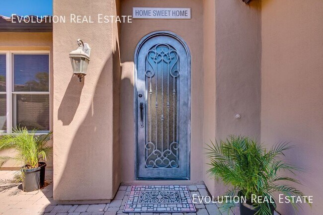 Building Photo - 3287 S Cottonwood Dr