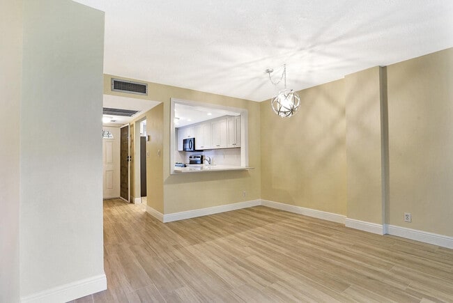 Building Photo - 4500 N Federal Hwy