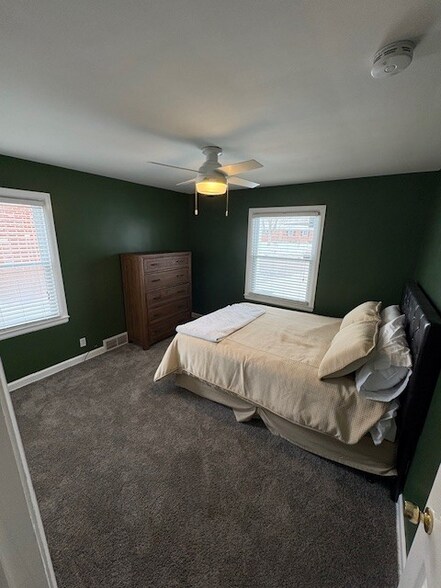 Building Photo - 269 W Waterloo St