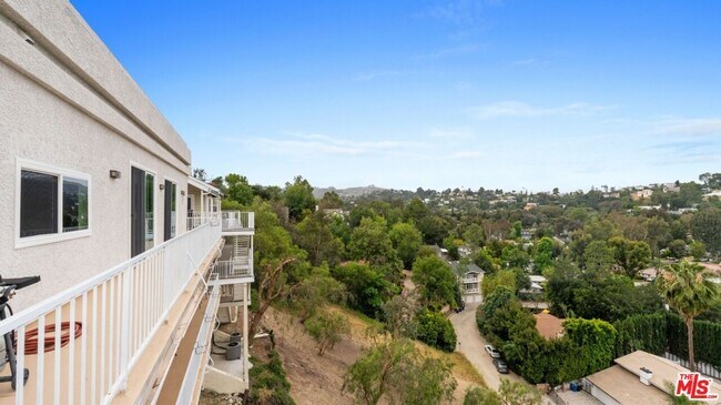 Building Photo - 5035 Escobedo Dr