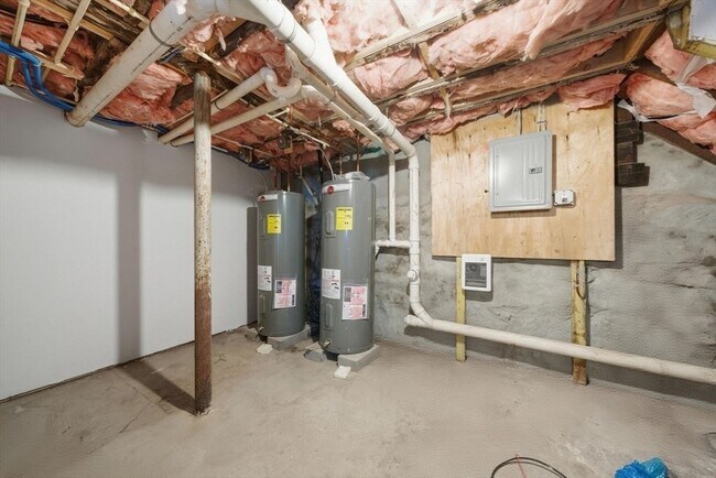 Building Photo - 1 Clough St