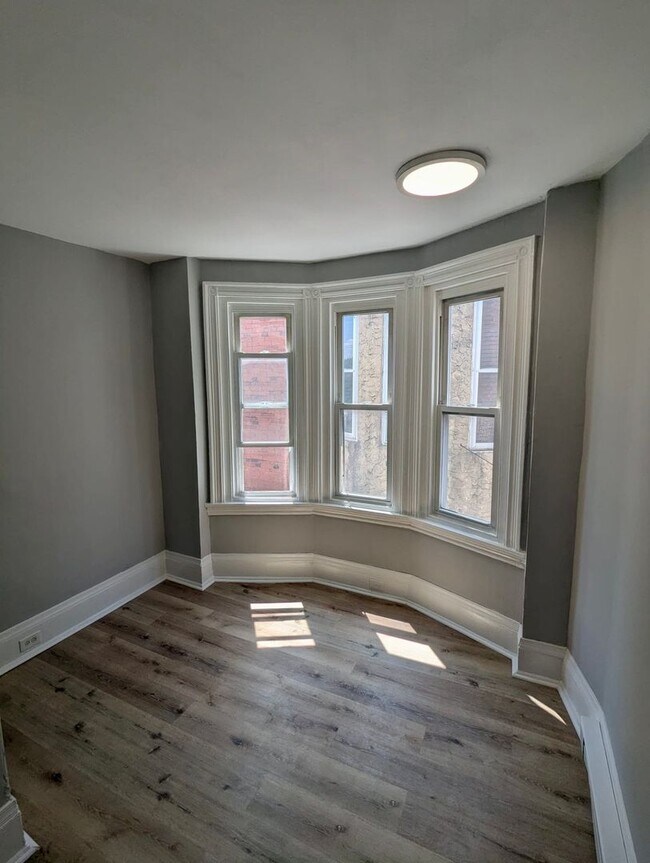 Building Photo - 5151 Brown St