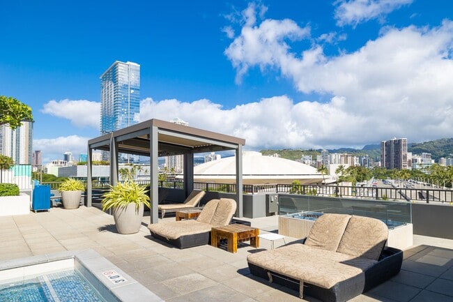 Building Photo - 1009 Kapiolani Blvd