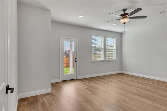 Building Photo - 1718 Zachary Ave