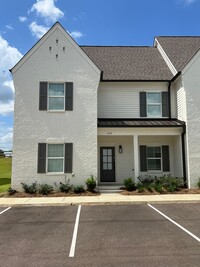 Building Photo - 3 bed 3.5 bath in South Grove!