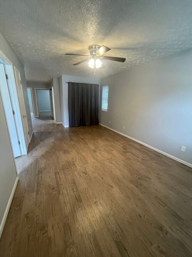 Building Photo - 1029 N 7th St