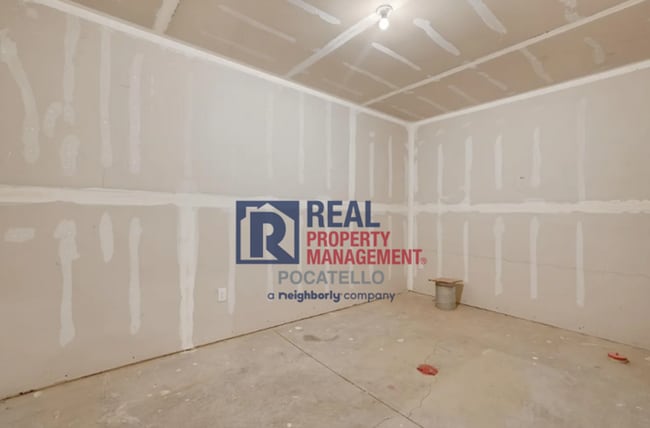 Building Photo - 4210 Johnycreek