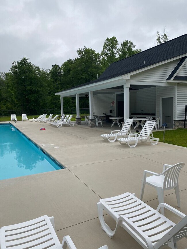 Building Photo - Brand New Beautiful 3 Bedroom 2.5 Bathroom