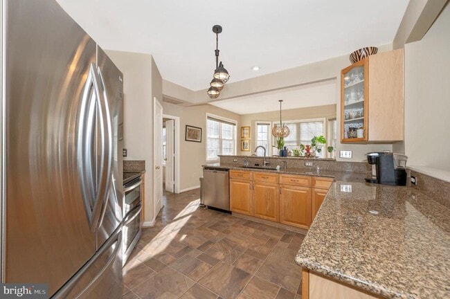 Building Photo - 2575 Bear Den Rd