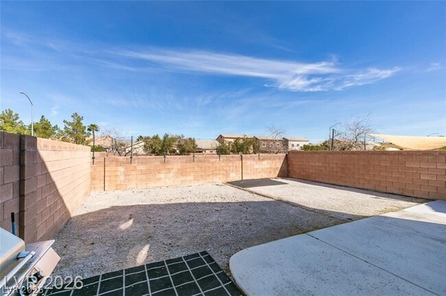 Building Photo - 3816 Hollycroft Dr