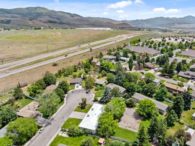 Building Photo - Rice St (17/19)