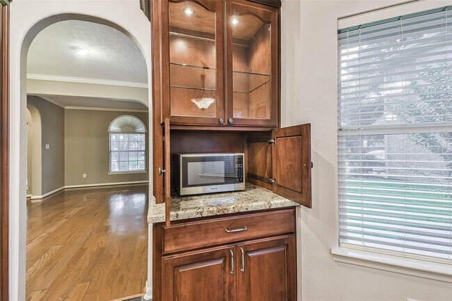 Building Photo - 20942 Wind Field Ln