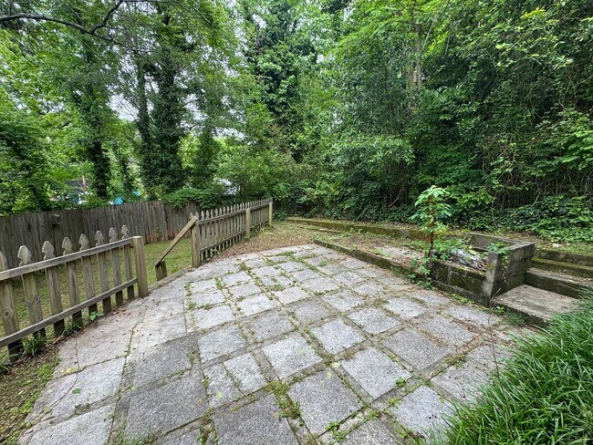 Building Photo - Charming 3BR House in Birmingham