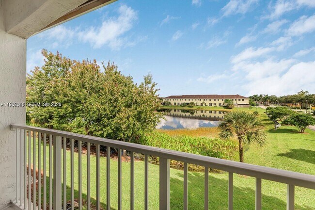 Building Photo - 2467 SE 19th St