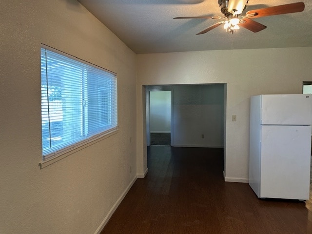 Building Photo - Stockton 1 Bedroom, 2 Bonus Rooms, 1 Bathroom Home.
