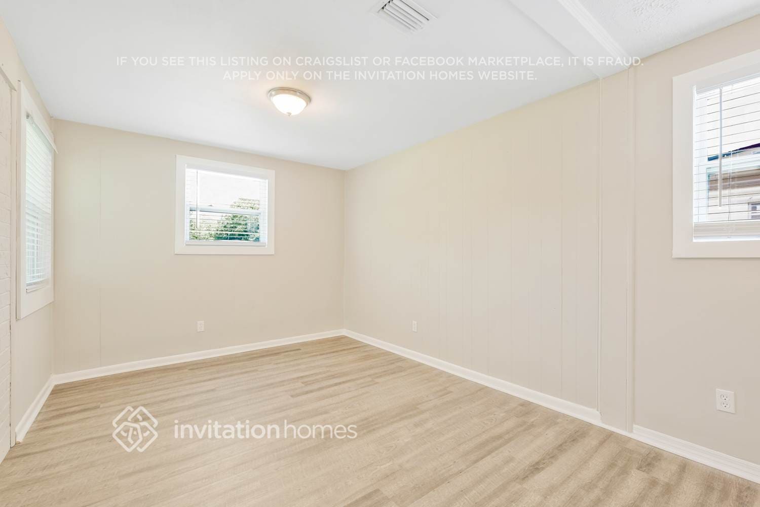Building Photo - 4238 Sabine Dr
